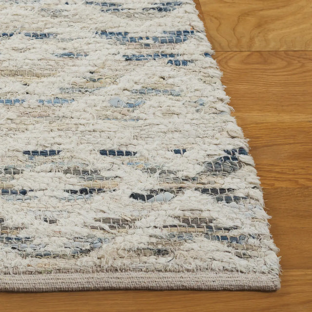 Safavieh Natura 4'-0" x 6'-0" Rug in Blue / Ivory