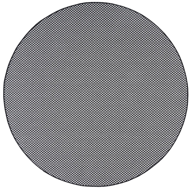 Safavieh Terrace 800 6'-7" x 6'-7" Rug in Black / White