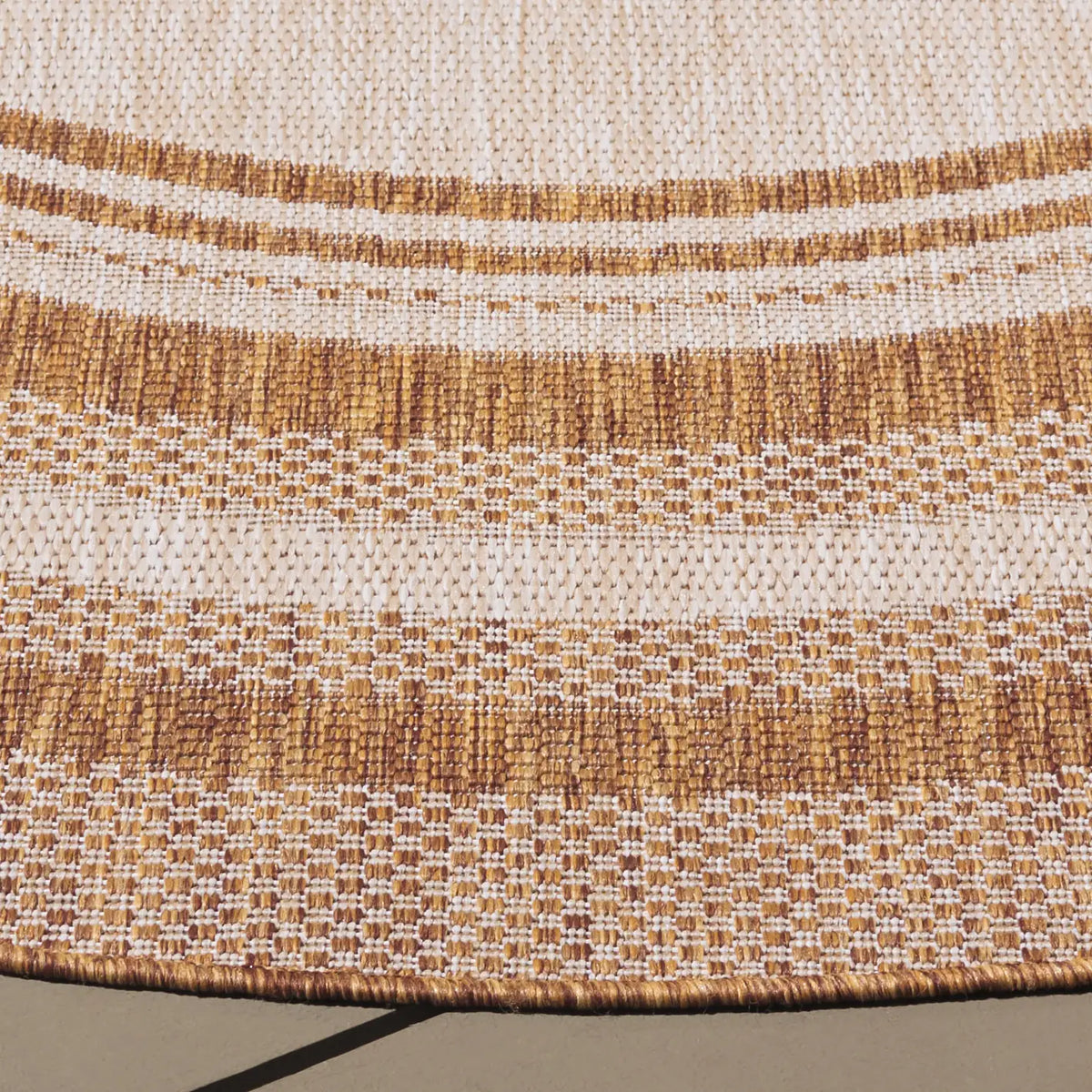 Safavieh Beach House 6'-7" x 6'-7" Rug in Beige / Brown