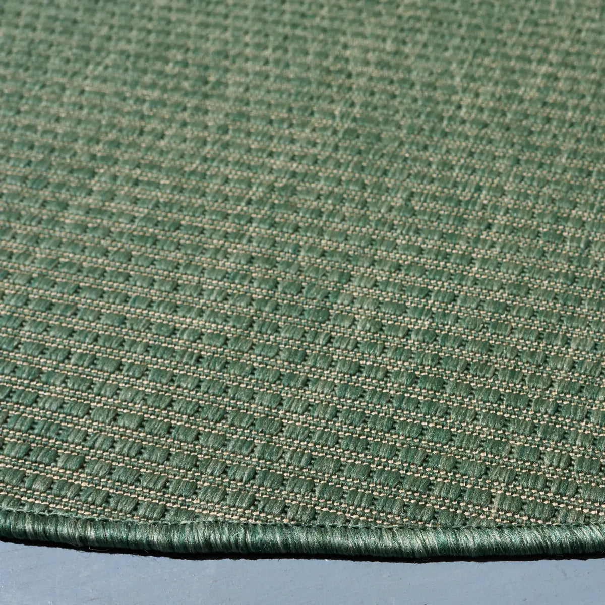 Safavieh Courtyard 6'-7" x 6'-7" Rug in Dark Green / Beige