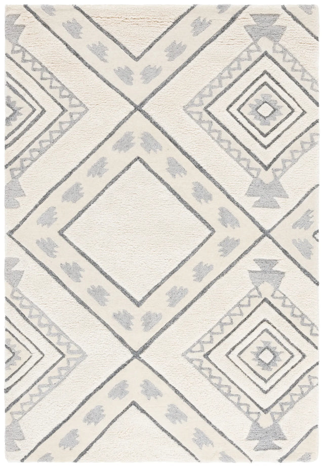 Safavieh Casablanca 3'-0" x 5'-0" Rug in Ivory / Grey