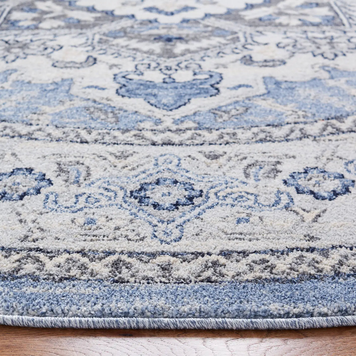 Safavieh Charleston 6'-7" x 6'-7" Rug in Blue / Grey