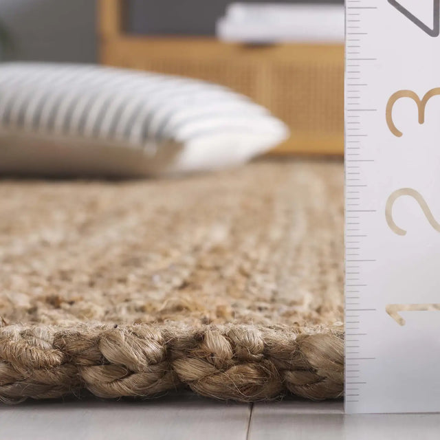 Safavieh Natural Fiber 4'-0" x 6'-0" Rug in Natural
