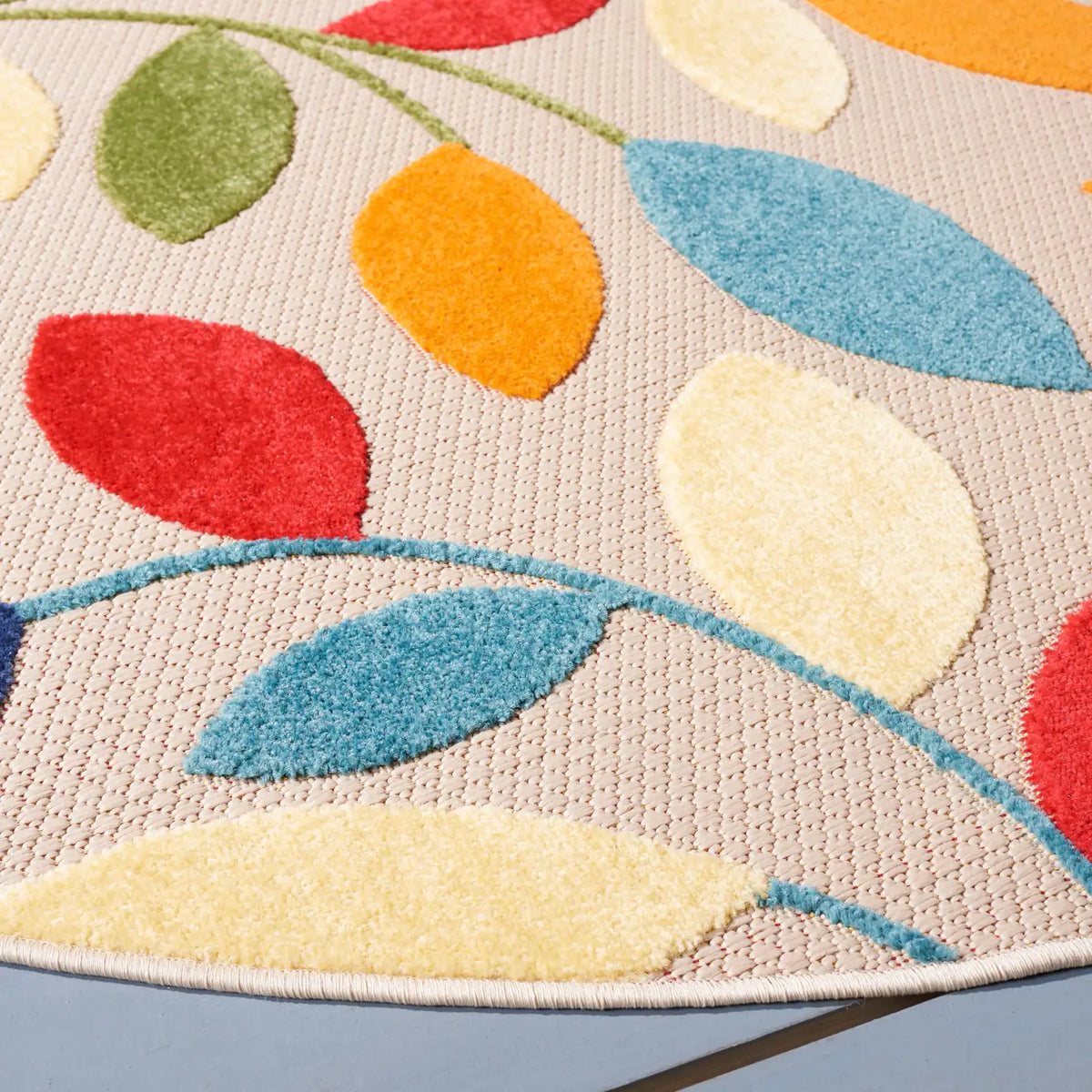 Safavieh Cabana 5'-3" x 5'-3" Rug in Ivory / Green