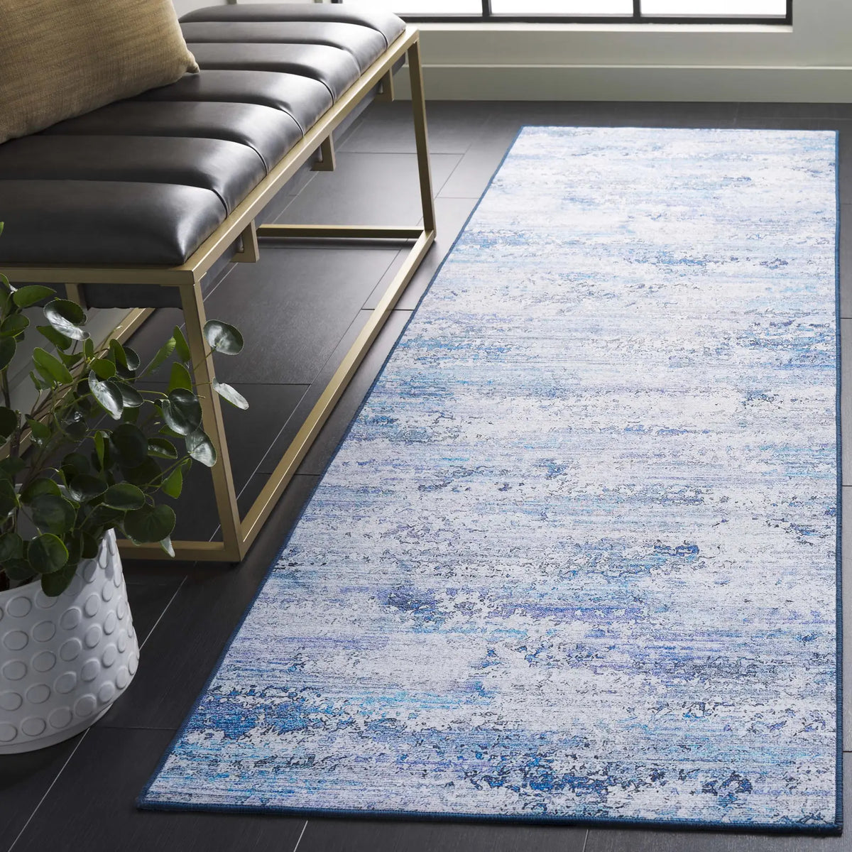 Safavieh Tacoma 2'-6" x 8'-0" Rug in Grey / Blue