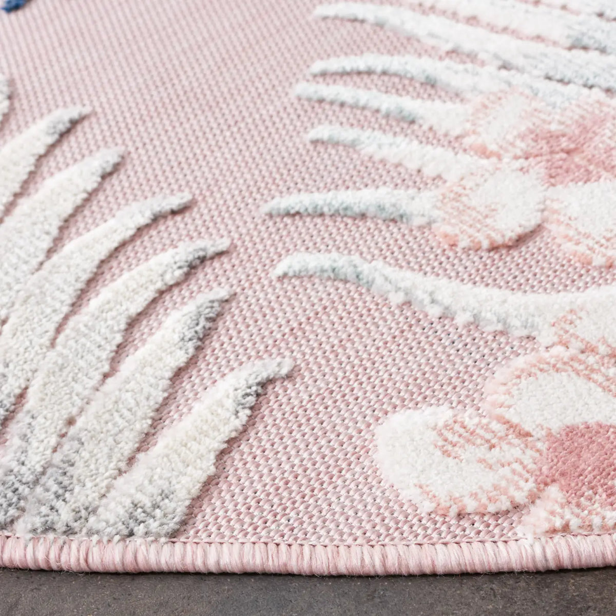Safavieh Cabana 6'-5" x 6'-5" Rug in Pink / Grey