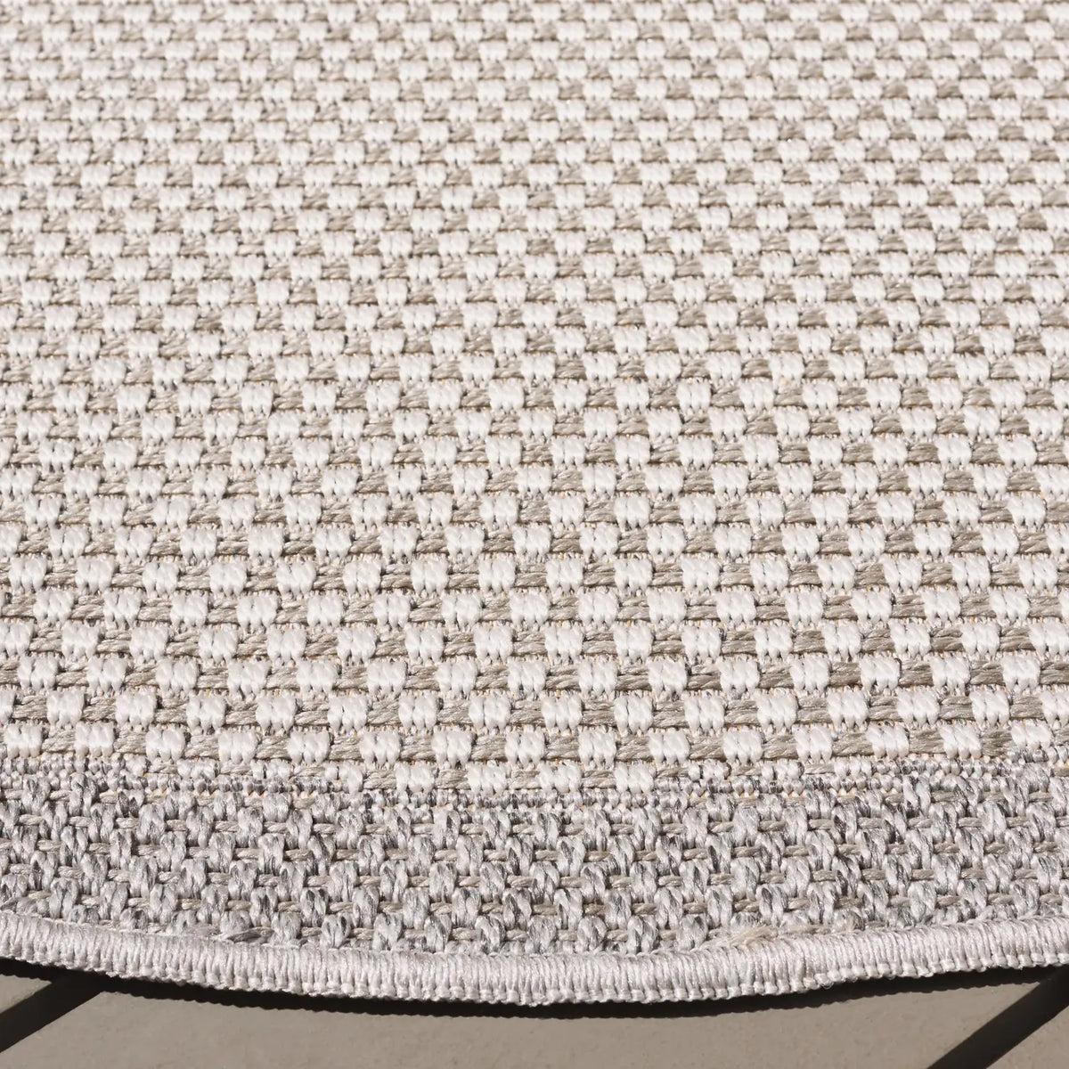Safavieh Sisal All-Weather 6'-7" x 6'-7" Rug in Ivory / Grey