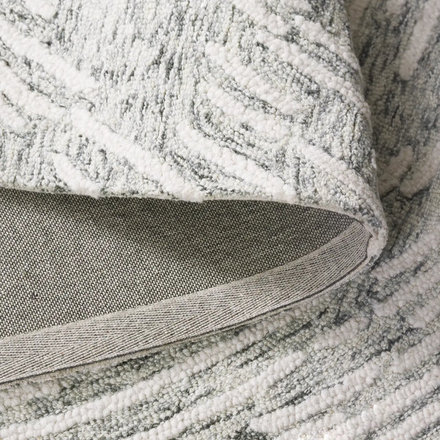 Safavieh Abstract 4'-0" x 6'-0" Rug in Grey / Ivory