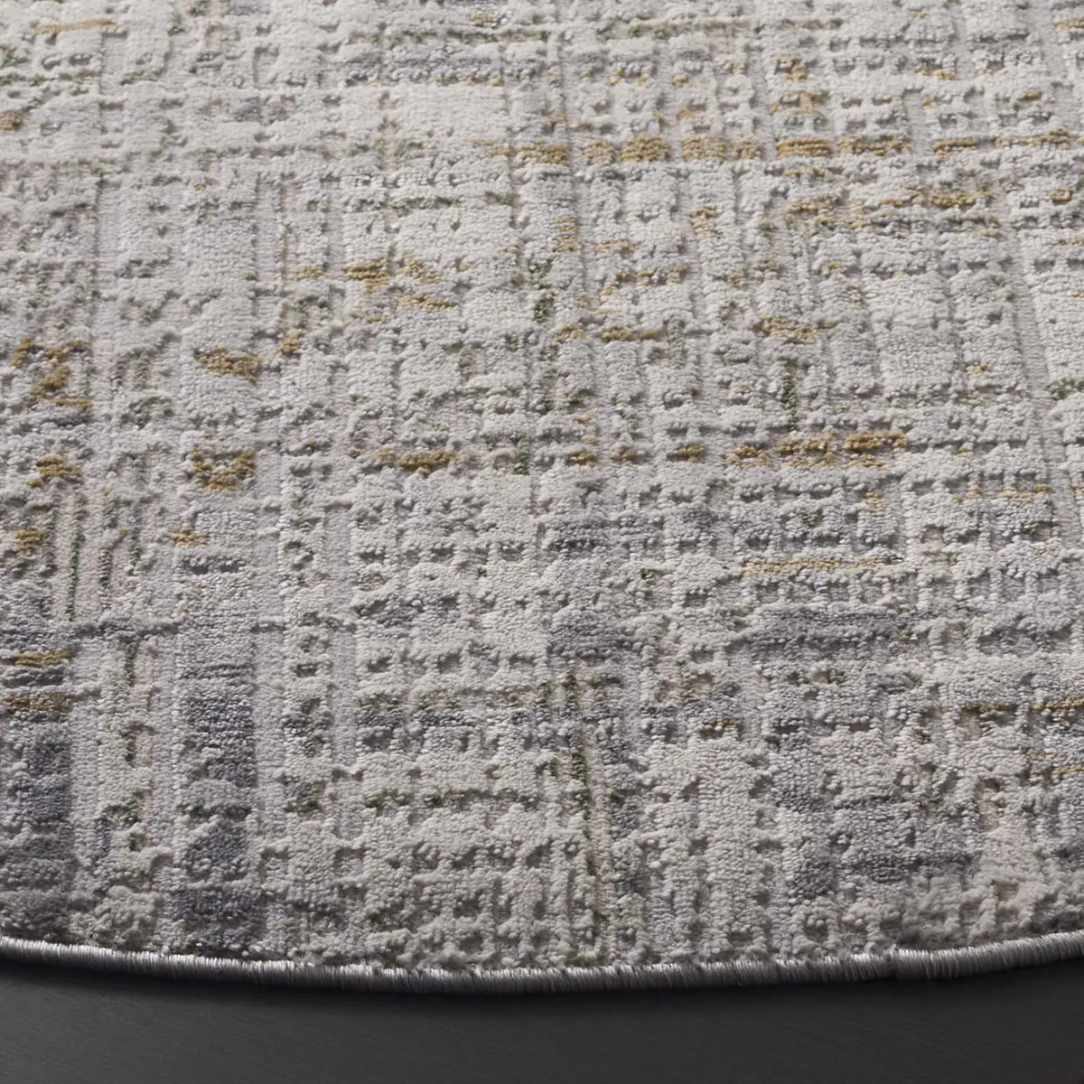 Safavieh Prestige 6'-7" x 6'-7" Rug in Ivory / Grey
