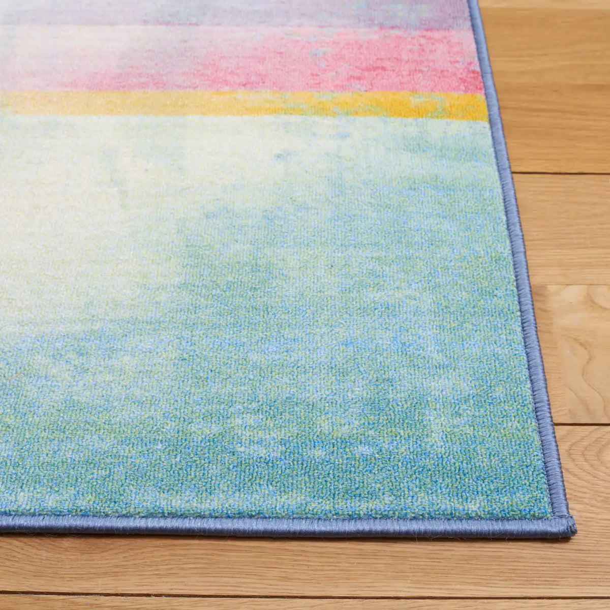 Safavieh Paint Brush 4'-4" x 6'-0" Rug in Blue / Green