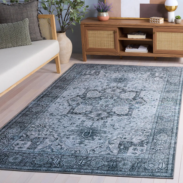 Safavieh Tucson 4'-0" x 6'-0" Rug in Grey / Grey