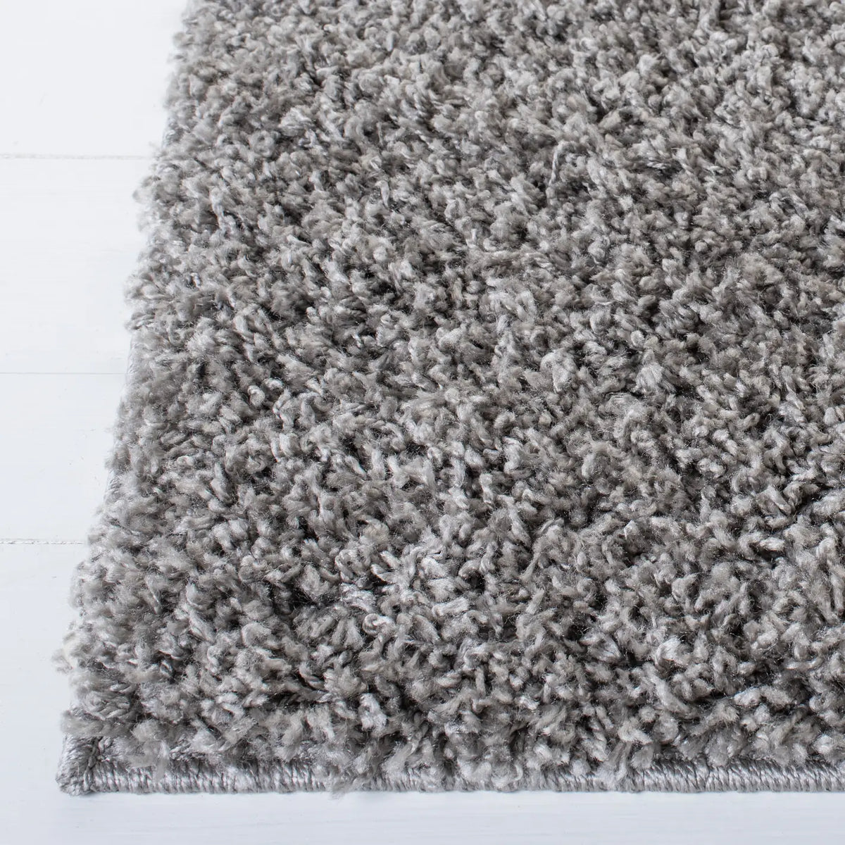 Safavieh Venus Shag 500 4'-0" x 6'-0" Rug in Grey
