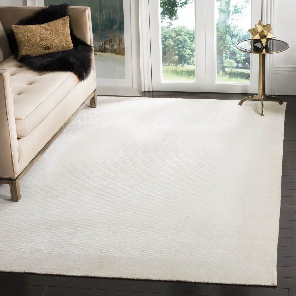 Safavieh Mirage 6'-0" x 9'-0" Rug in Pearl