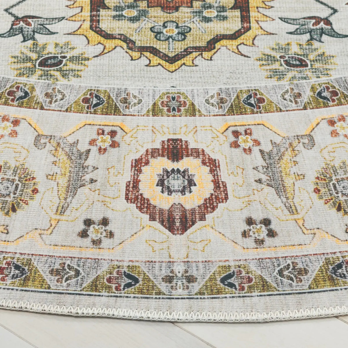 Safavieh Arizona 6'-0" x 6'-0" Rug in Light Green / Beige