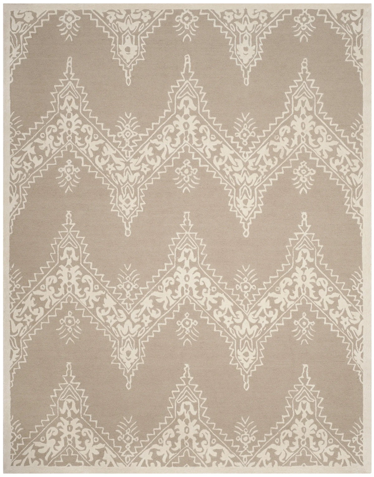Safavieh Manchester 8'-0" x 10'-0" Rug in Beige / Ivory