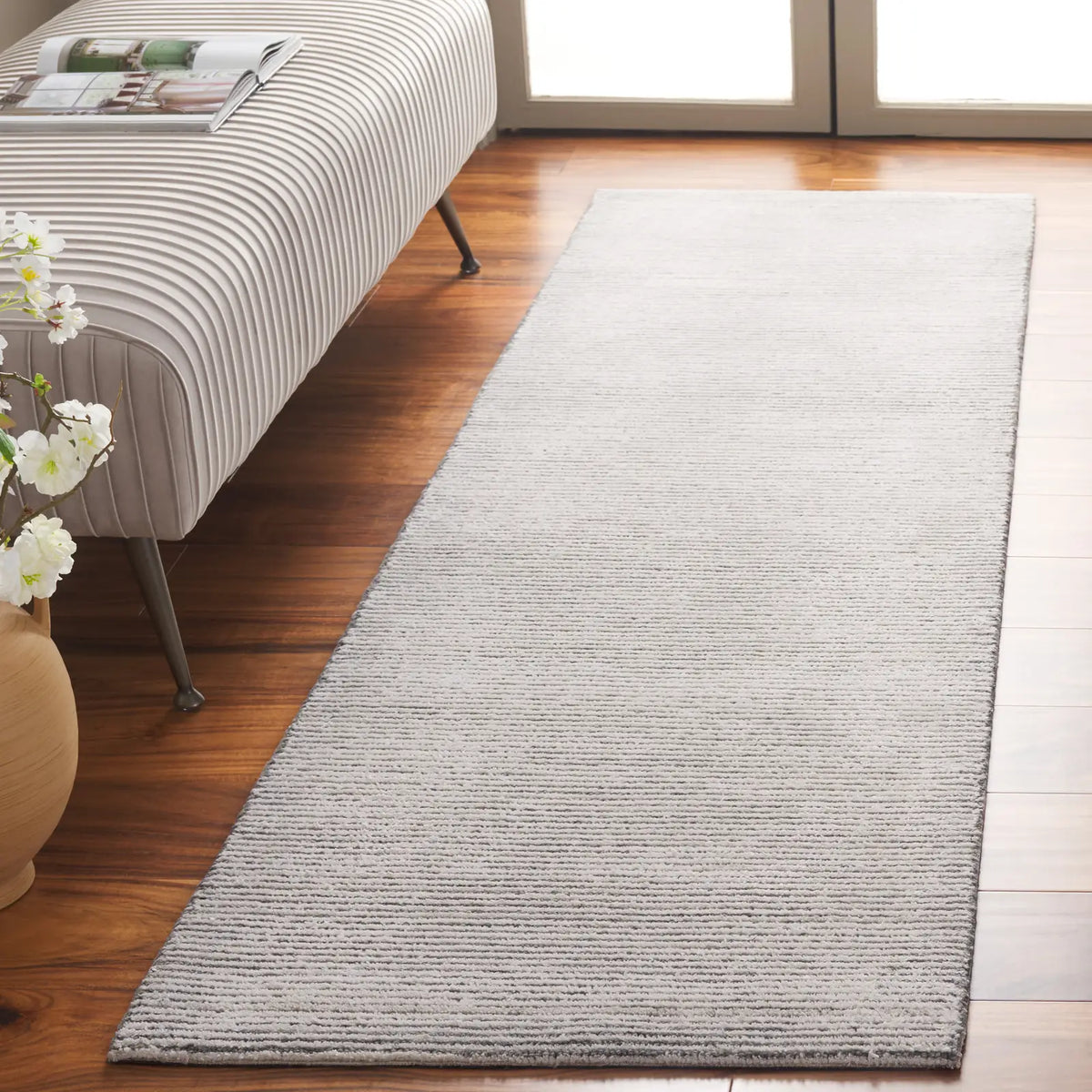 Safavieh Mirage 2'-3" x 8'-0" Rug in Ivory / Charcoal