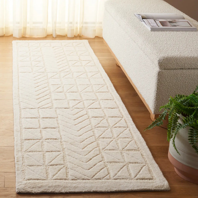 Safavieh Mykonos 2'-3" x 8'-0" Rug in Ivory