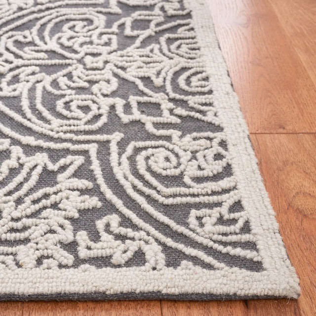 Safavieh Trace 4'-0" x 6'-0" Rug in Dark Grey / Light Grey