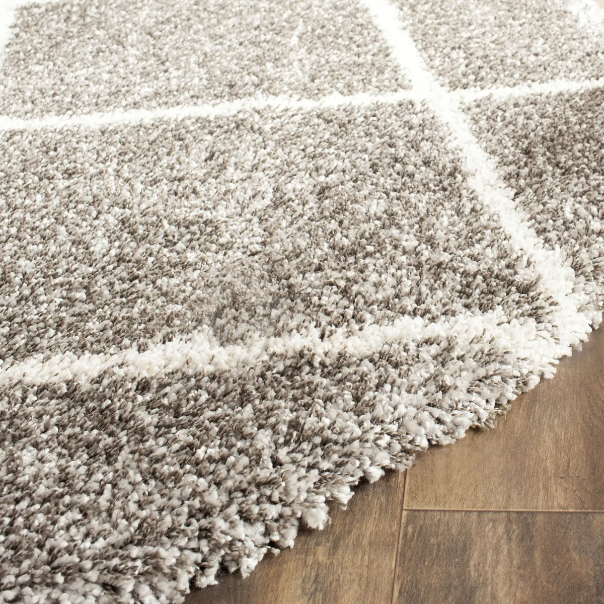 Safavieh Hudson Shag 10'-0" x 10'-0" Rug in Grey / Ivory