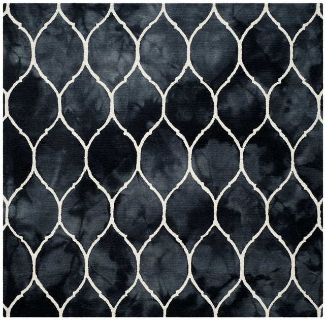 Safavieh Dip Dye 7'-0" x 7'-0" Rug in Graphite / Ivory