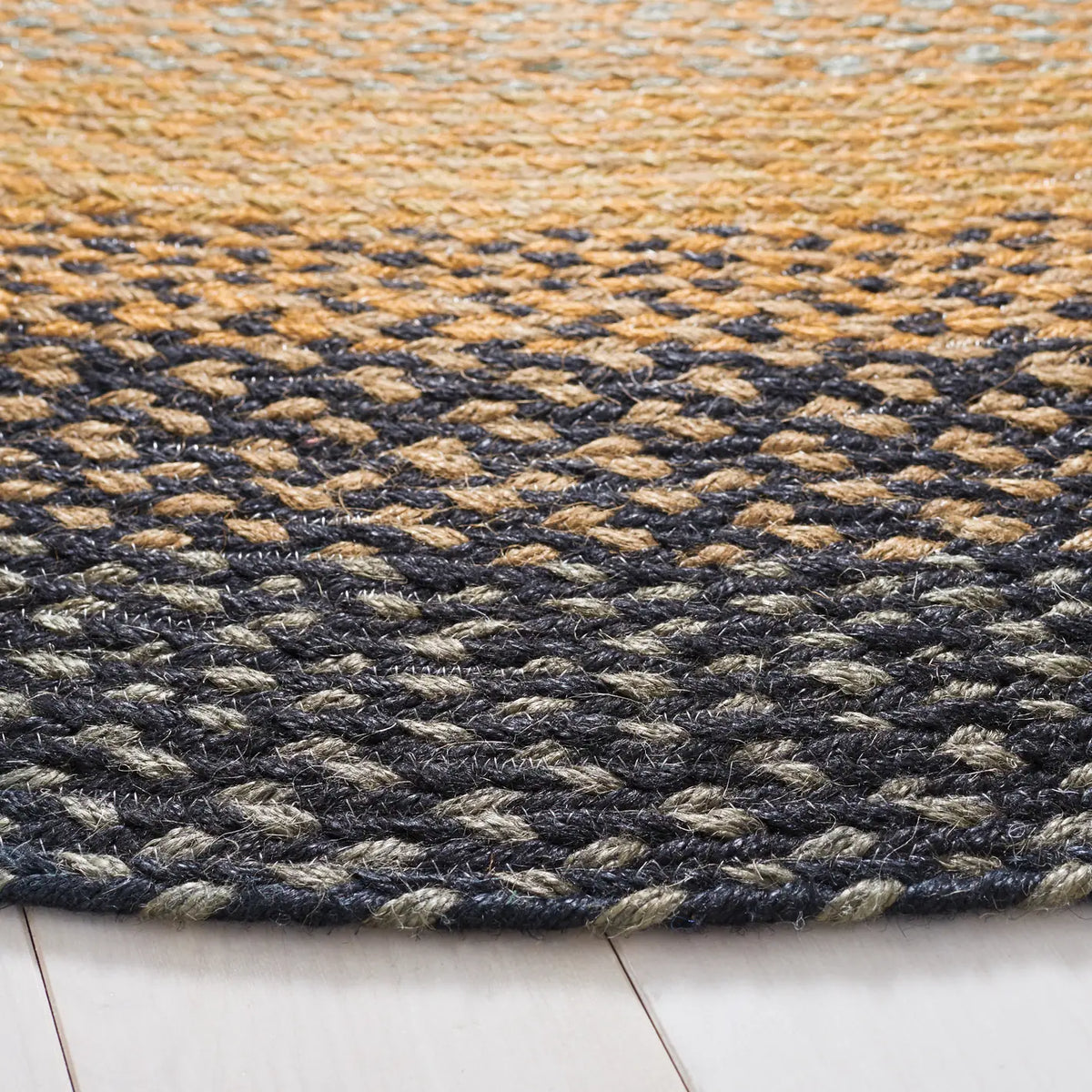 Safavieh Braided 5'-0" x 5'-0" Rug in Natural / Sage