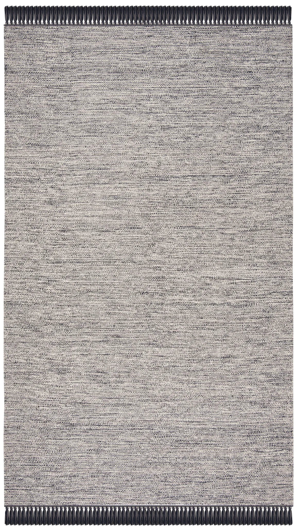 Safavieh Montauk 5'-0" x 8'-0" Rug in Grey