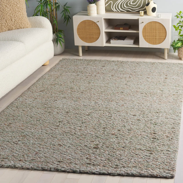 Safavieh Harvest 4'-0" x 6'-0" Rug in Green / Beige