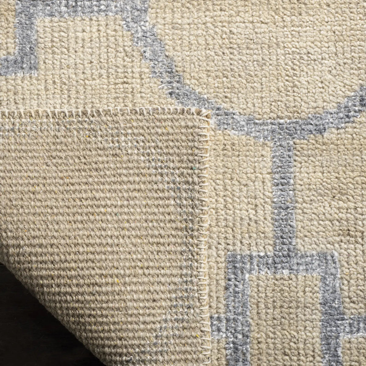 Safavieh Stone Wash 5'-0" x 8'-0" Rug in Beige