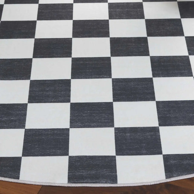 Safavieh Santa Clara 6'-0" x 6'-0" Rug in Ivory / Black