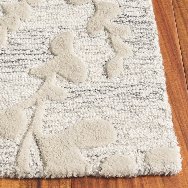 Safavieh Glamour 4'-0" x 6'-0" Rug in Natural / Grey