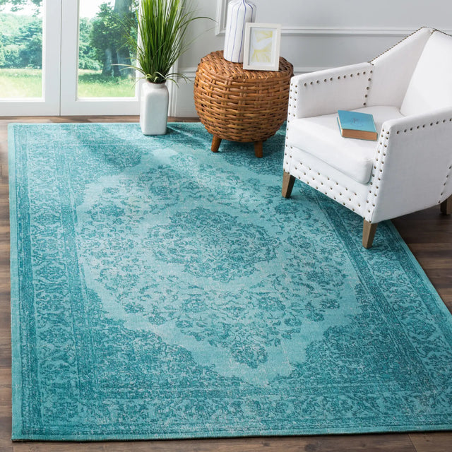 Safavieh Classic Vintage 5'-0" x 8'-0" Rug in Aqua