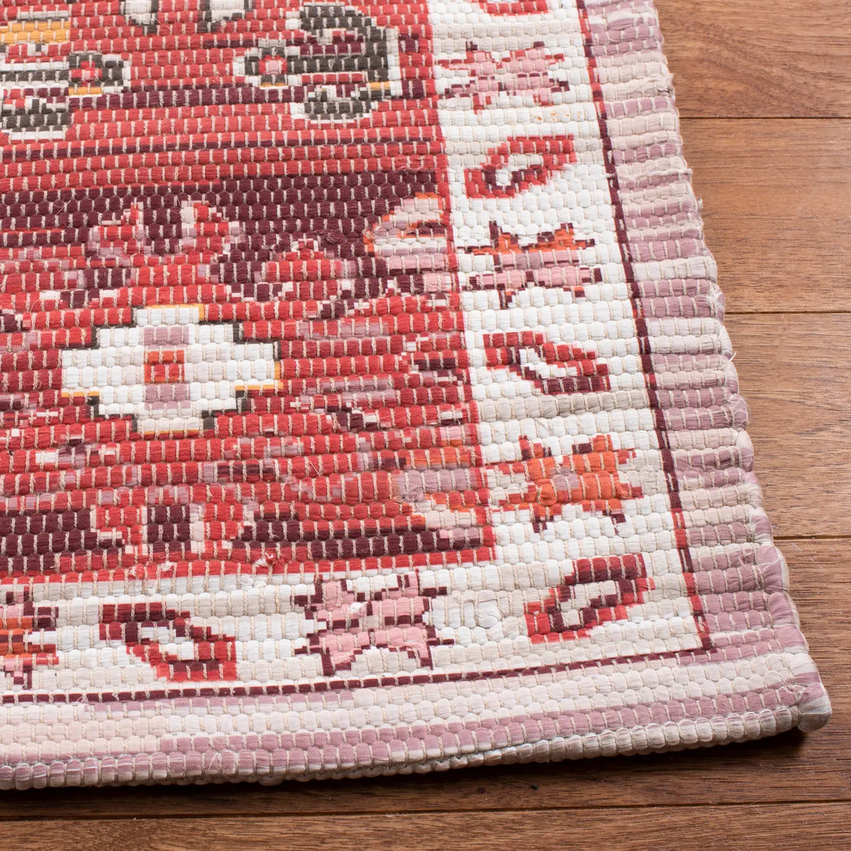 Safavieh Saffron 8'-0" x 10'-0" Rug in Terracotta / Ivory