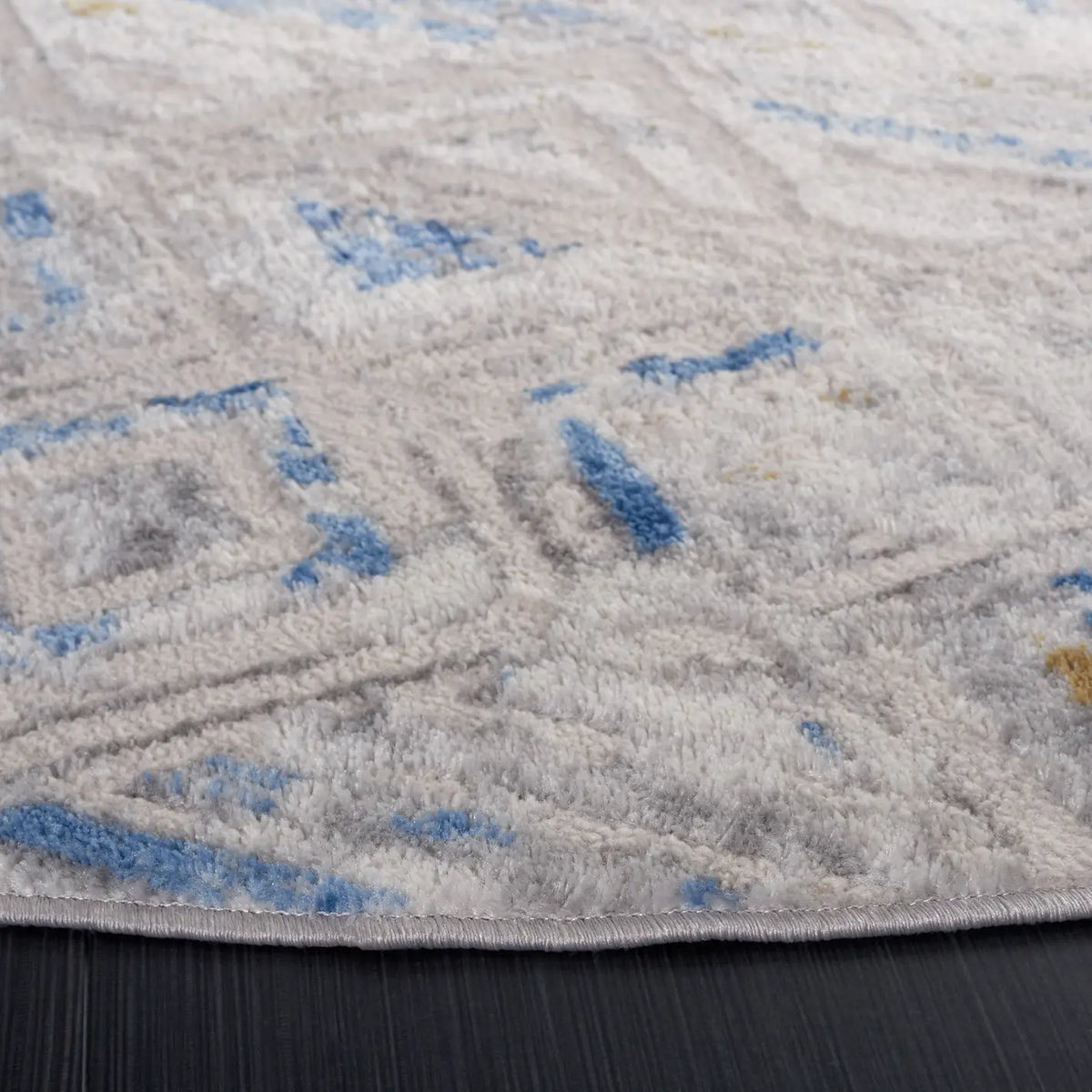 Safavieh Palma 6'-7" x 6'-7" Rug in Beige / Light Blue