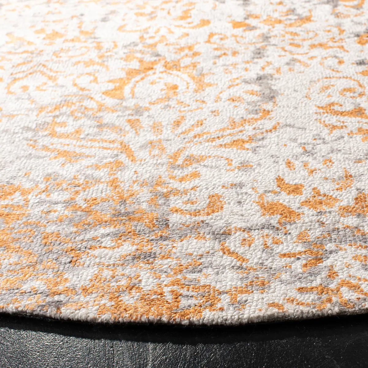 Safavieh Expression 6'-0" x 6'-0" Rug in Ivory / Rust