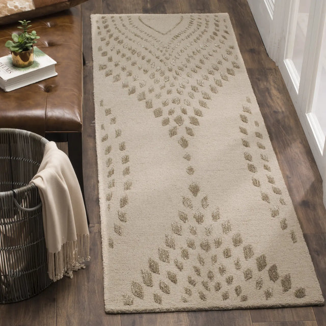 Safavieh Bella 2'-3" x 7'-0" Rug in Sand / Brown