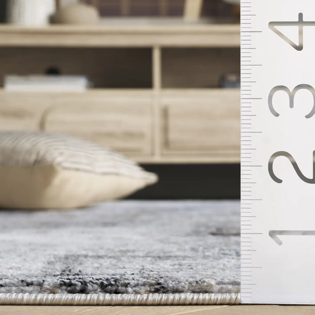 Safavieh Slate 700 4'-0" x 6'-0" Rug in Grey / Brown Ivory