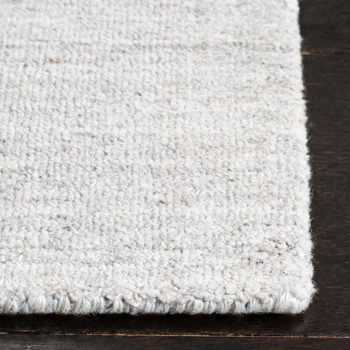 Safavieh Mirage 5'-0" x 8'-0" Rug in Light Grey