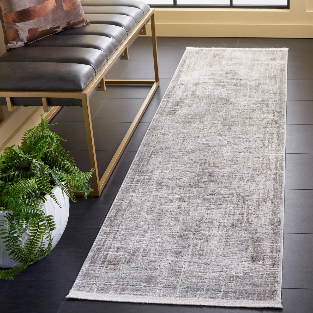 Safavieh Platinum 2'-2" x 8'-0" Rug in Grey / Dark Grey