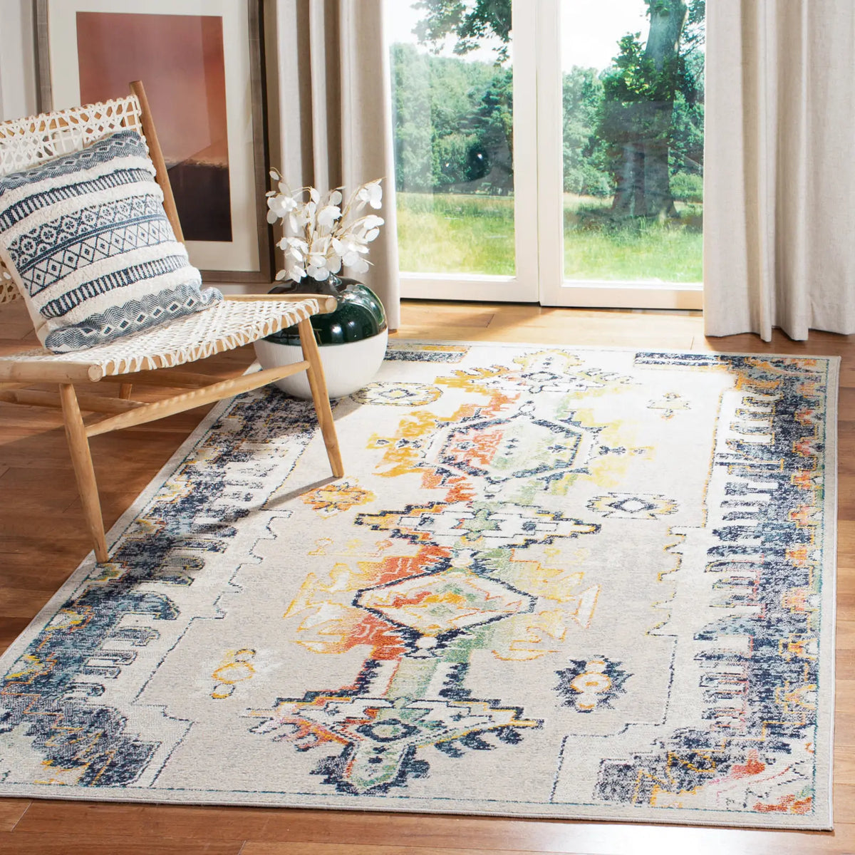 Safavieh Crystal 4'-0" x 6'-0" Rug in Light Grey / Orange