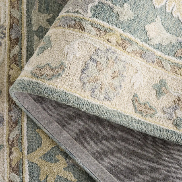 Safavieh Ebony 4'-0" x 6'-0" Rug in Green / Beige