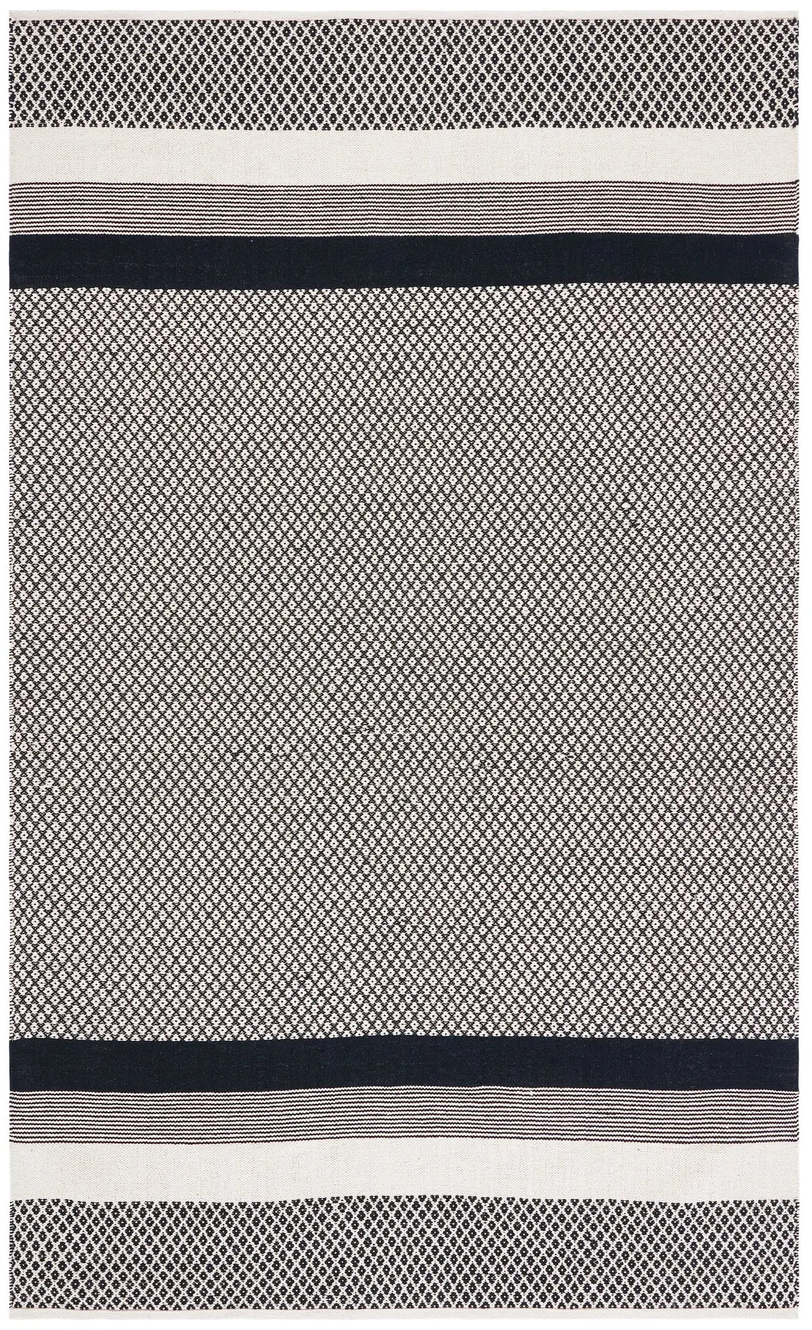 Safavieh Kilim 4'-0" x 6'-0" Rug in Black / Ivory