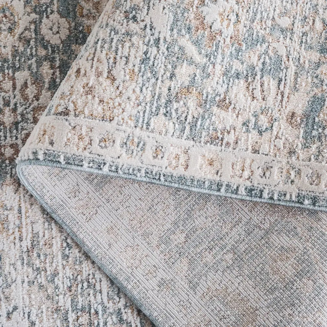 Safavieh Romance 300 5'-3" x 7'-6" Rug in Blue / Ivory