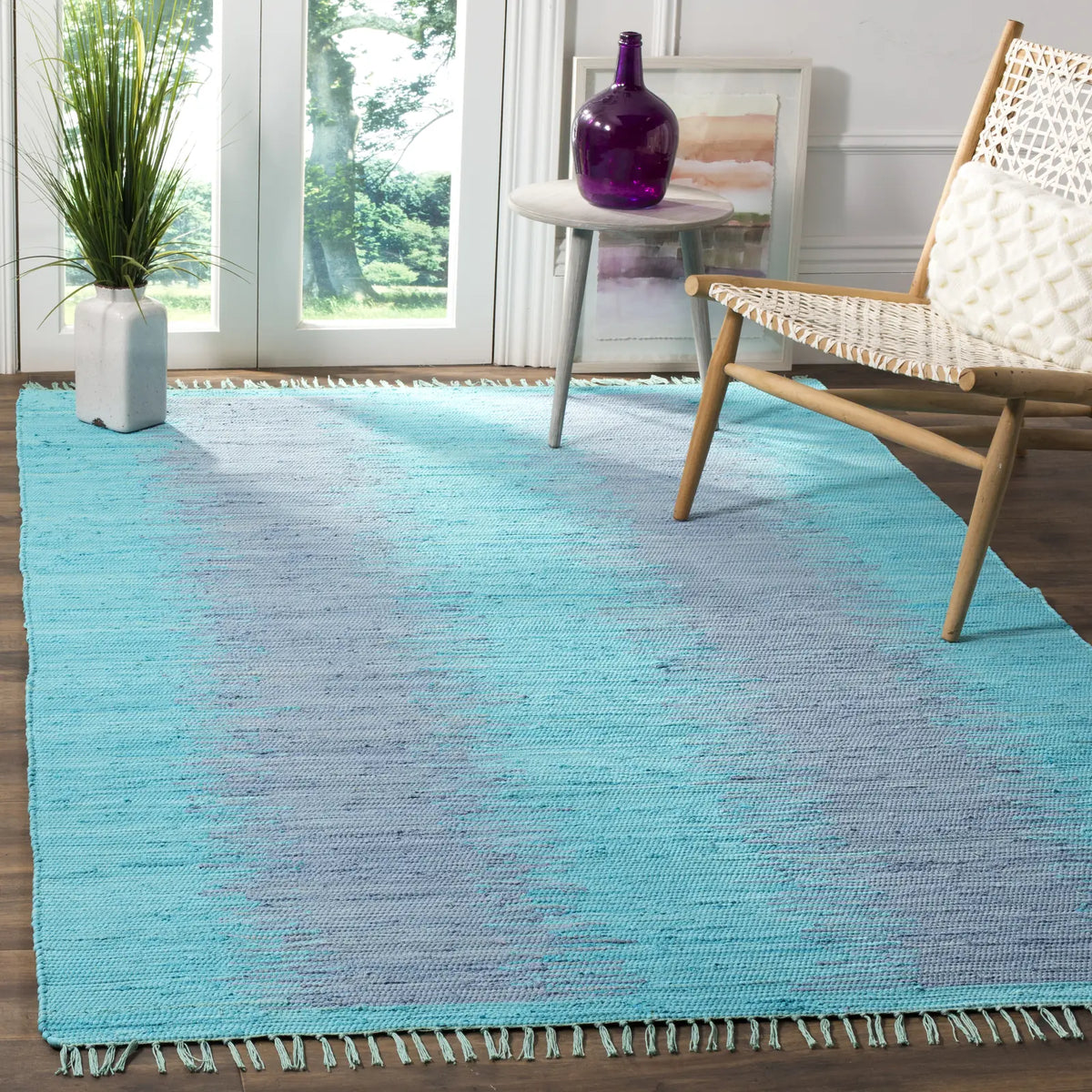 Safavieh Montauk 4'-0" x 6'-0" Rug in Turquoise