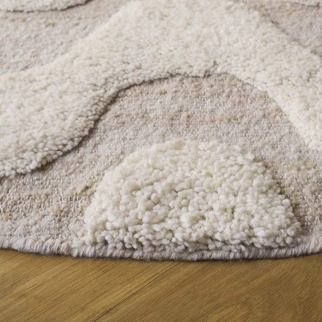 Safavieh Vermont 6'-0" x 6'-0" Rug in Ivory