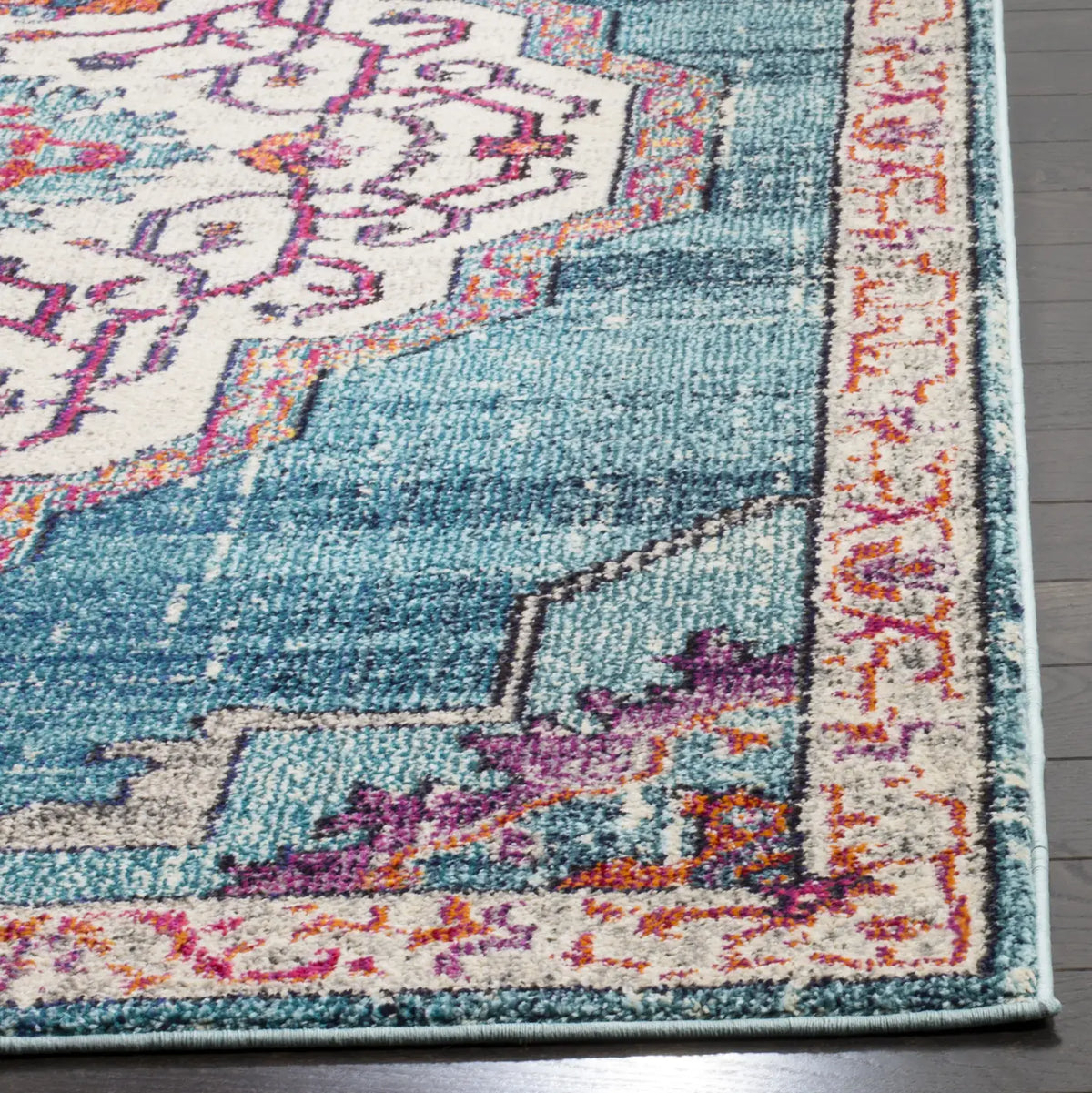 Safavieh Monaco 5'-1" x 7'-7" Rug in Blue / Multi