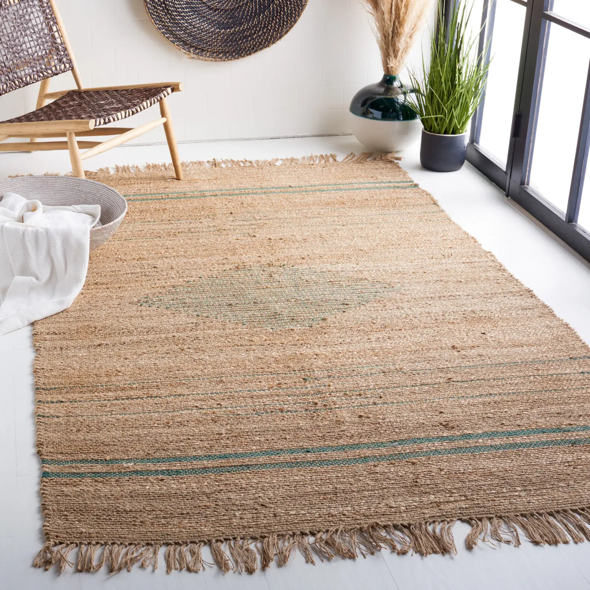 Safavieh Natural Fiber 4'-0" x 6'-0" Rug in Green / Natural