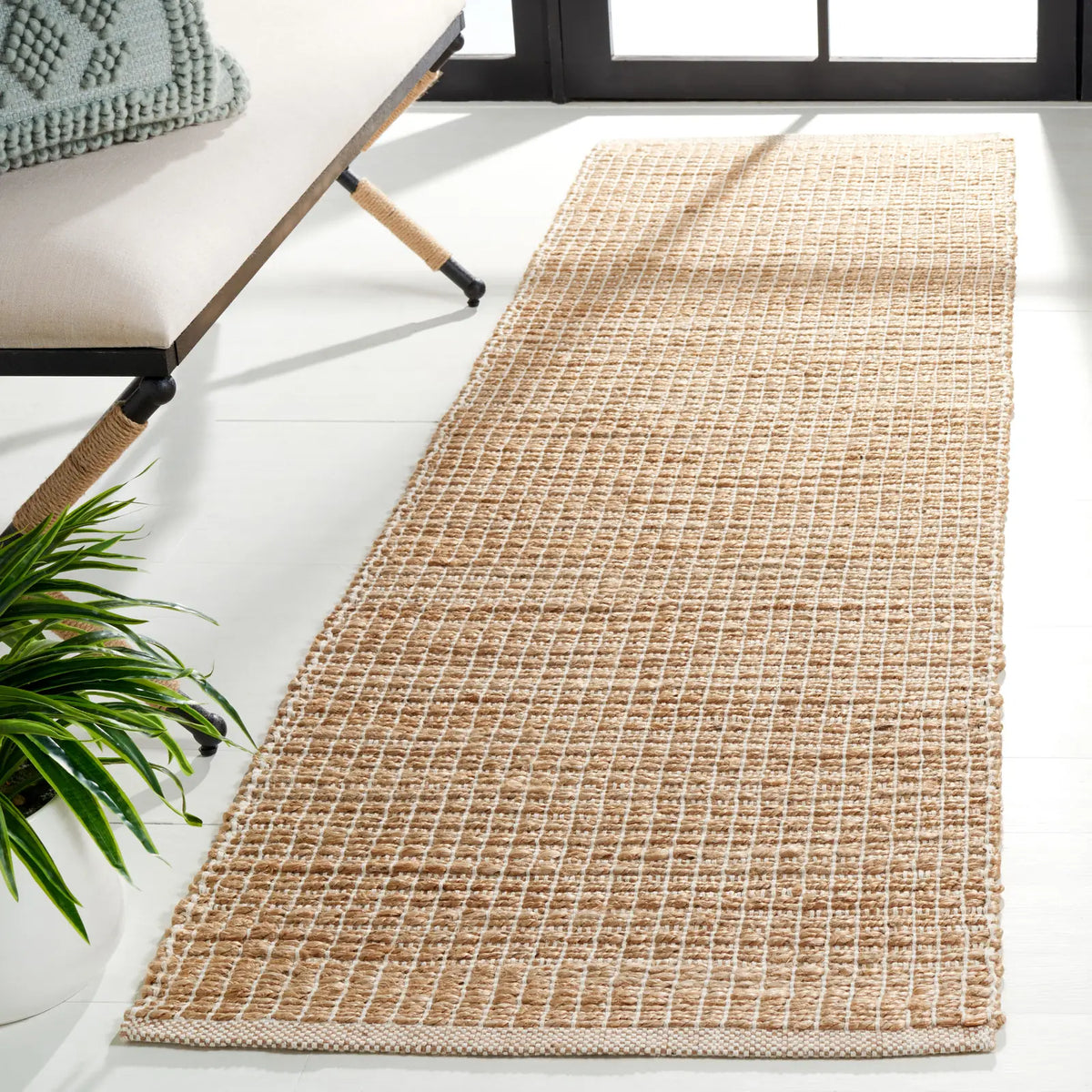 Safavieh Natural Fiber 2'-3" x 8'-0" Rug in Natural / Beige