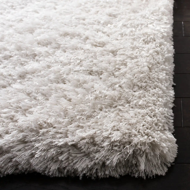 Safavieh Atlantic Shag 4'-0" x 6'-0" Rug in Ivory