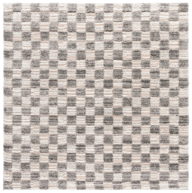 Safavieh Seattle Shag 900 6'-7" x 6'-7" Rug in Ivory / Grey