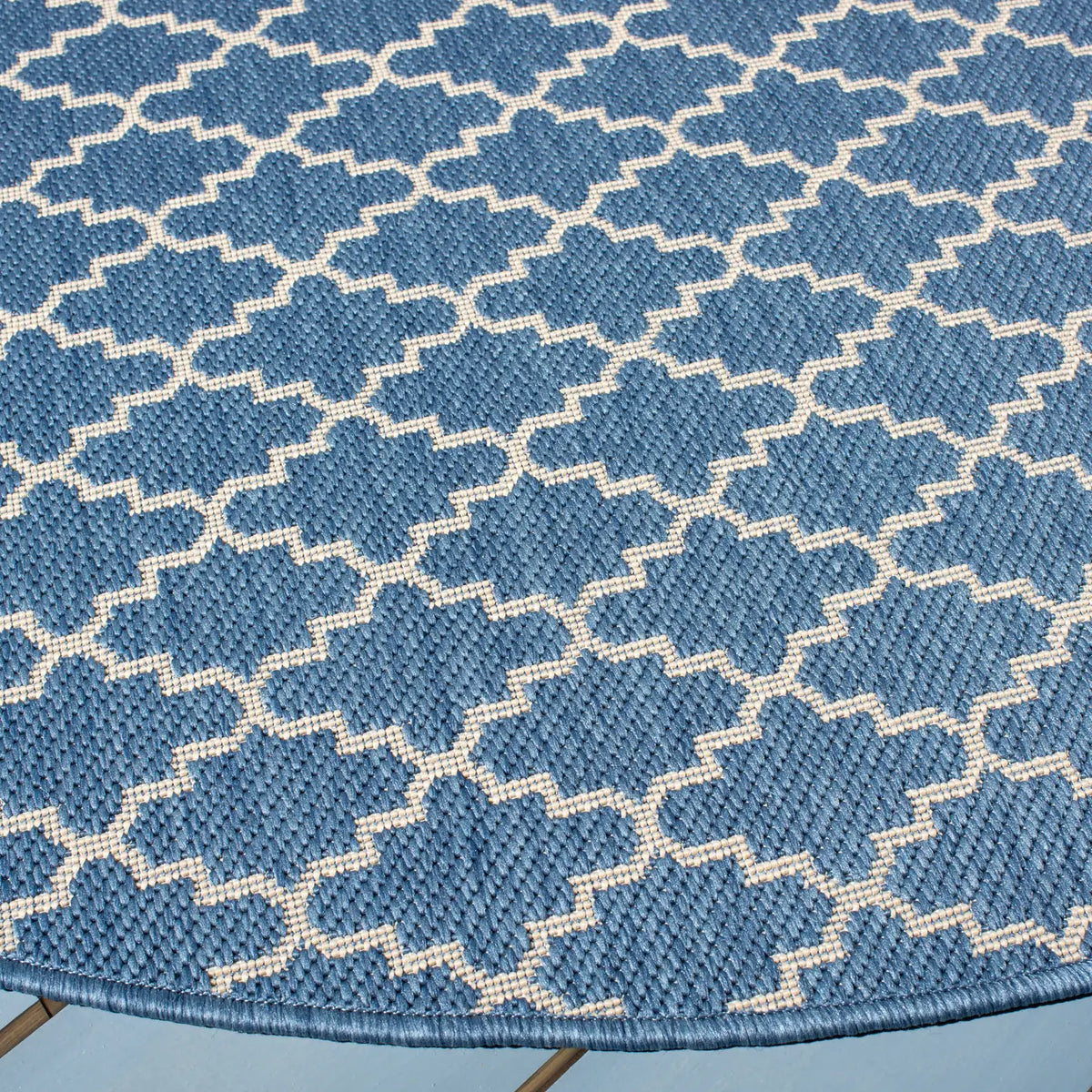 Safavieh Courtyard 6'-7" x 6'-7" Rug in Blue / Beige